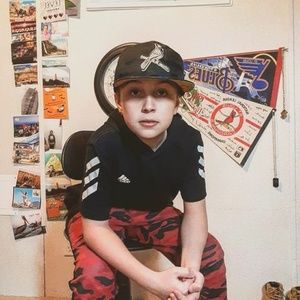 Meet your Posher, R.j.